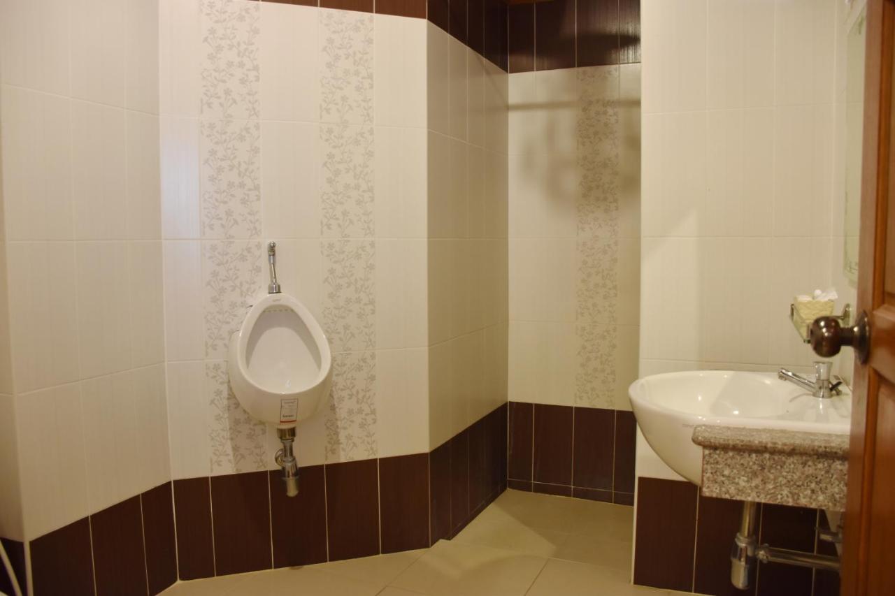 נאקון נאיוק Darunee Resort מראה חיצוני תמונה