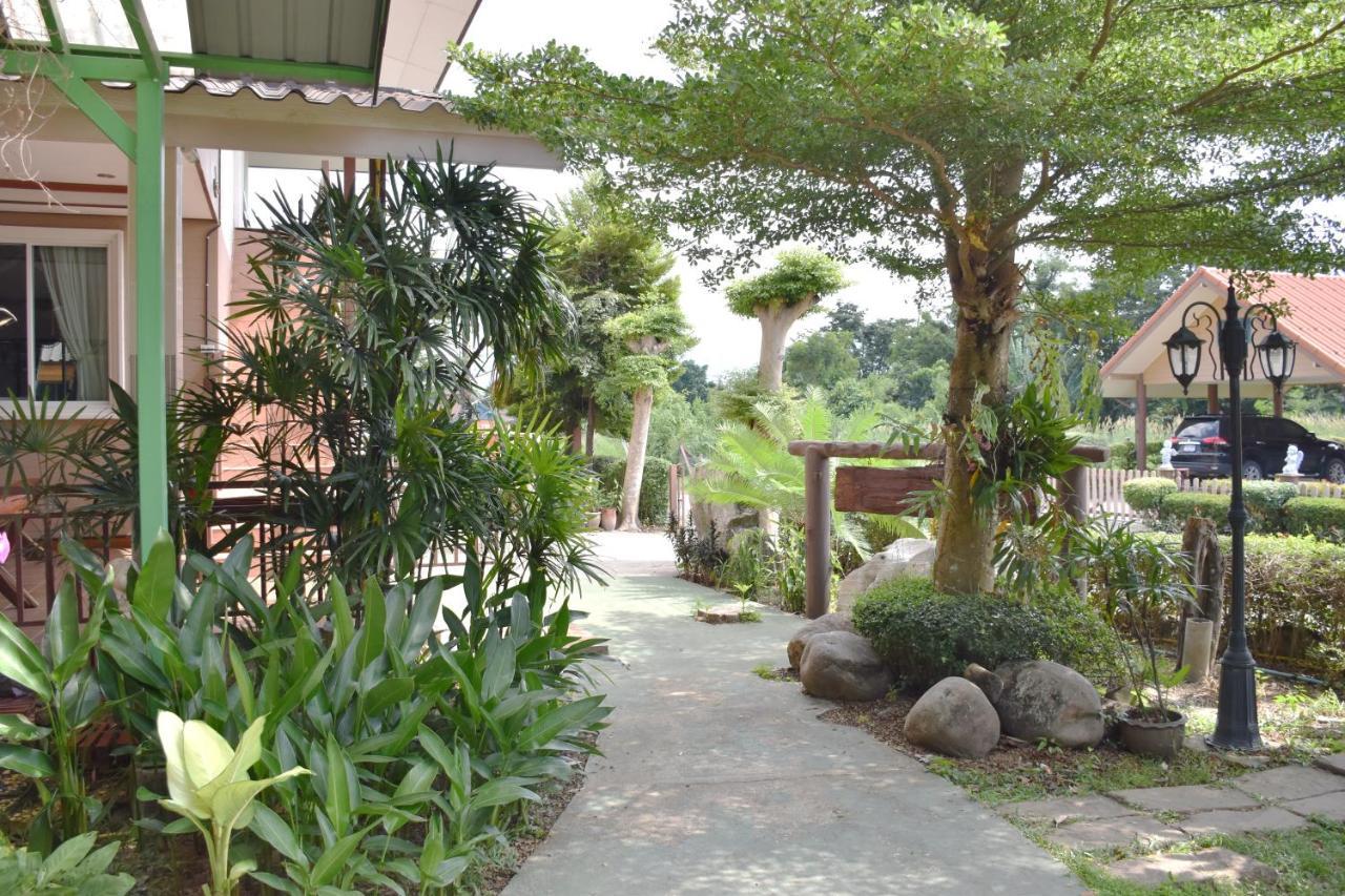 נאקון נאיוק Darunee Resort מראה חיצוני תמונה